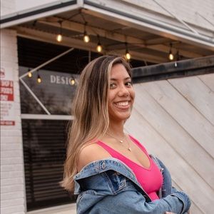 Meet your Posher, Natalie